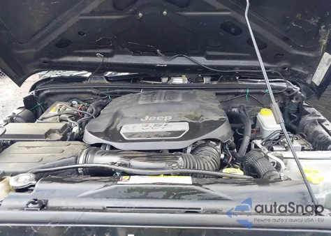 2012 Jeep Wrangler Unlimited Sport z USA, uszkodzony, nr VIN 1C4BJWDG8CL120308